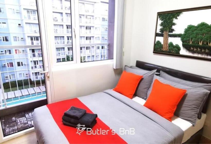 اتاق لوکس با بالکن, Butler S Bnb @ Trees Residences Qc Phil