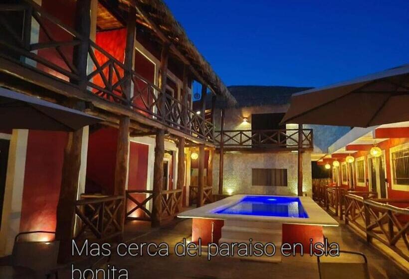 استودیو استاندارد با تخت کینگ, Isla Bonita
