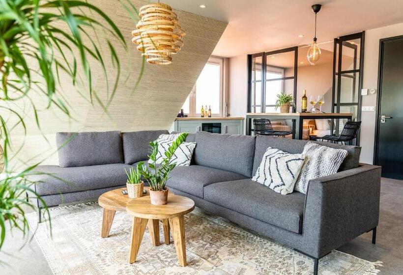 سوییت, Just Texel Suites & Apartments