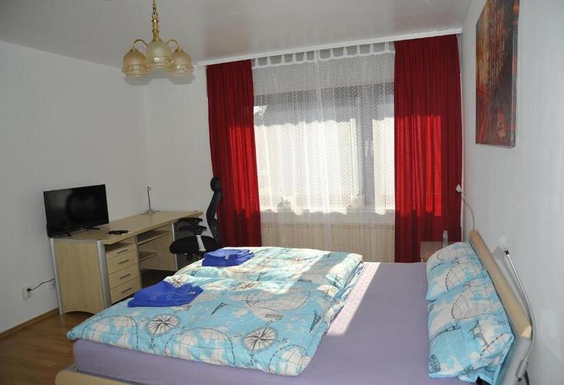 اتاق استاندارد, Zur Herzklinik