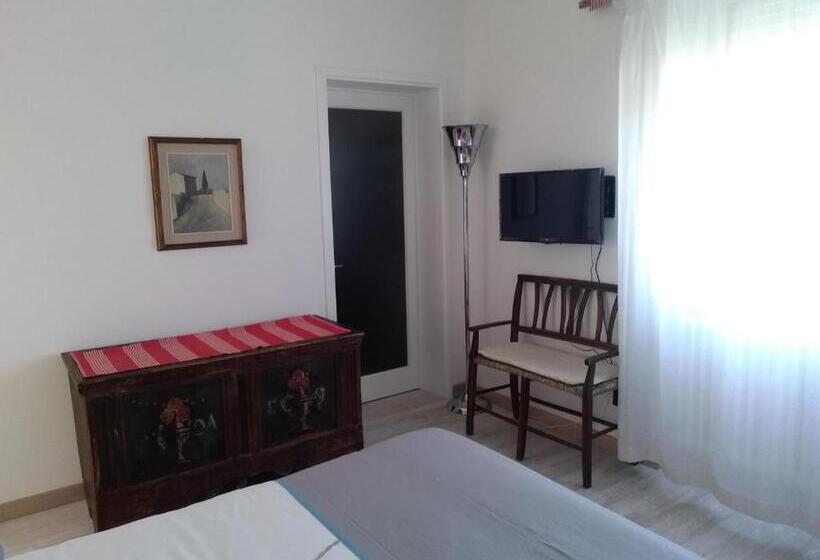 اتاق استاندارد, B&b And Sail