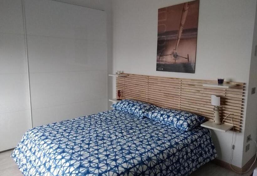 اتاق استاندارد, B&b And Sail