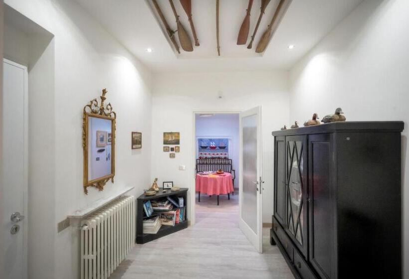اتاق استاندارد, B&b And Sail