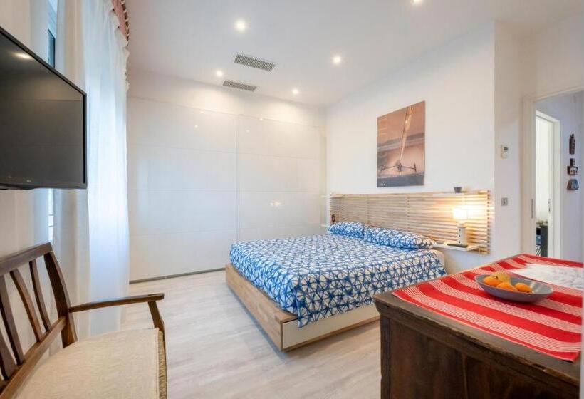 اتاق استاندارد, B&b And Sail