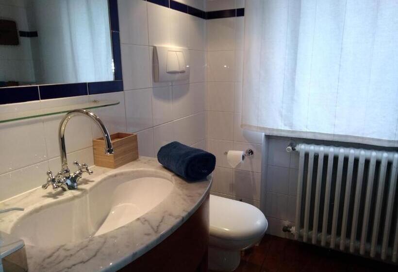 اتاق استاندارد, B&b And Sail