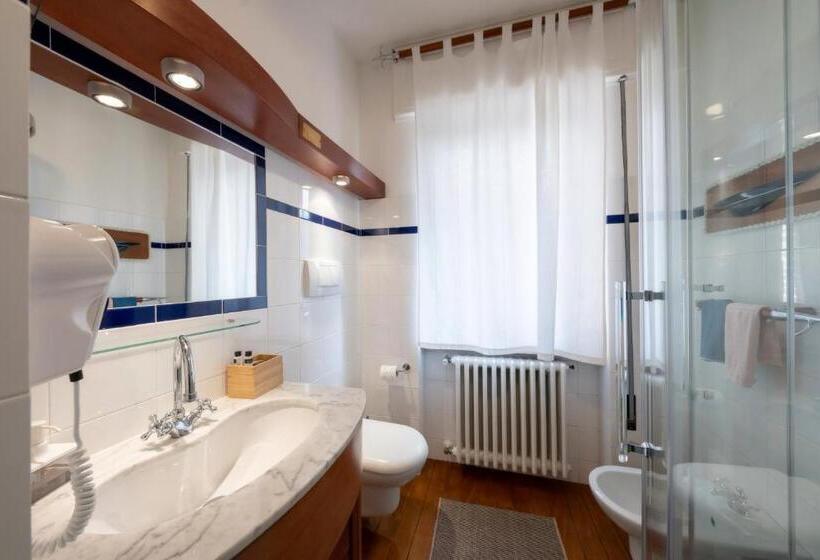 اتاق استاندارد, B&b And Sail