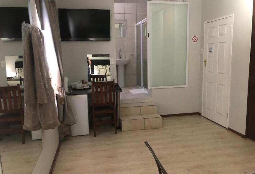 اتاق راحتی, Kliprand Guest House
