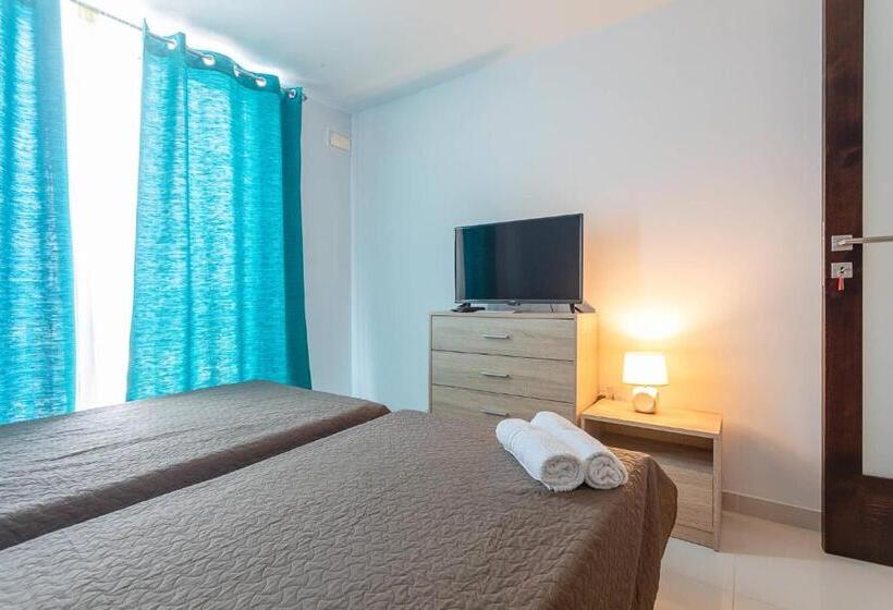 اتاق استاندارد با سرویس بهداشتی مشترک, Belvedere Airport Suites