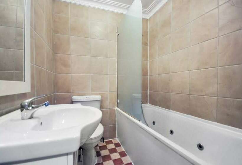 Apartament 2 Dormitoare, Access Earl S Court