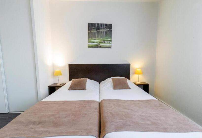استودیوی استاندارد, All Suites Pau – Zenith