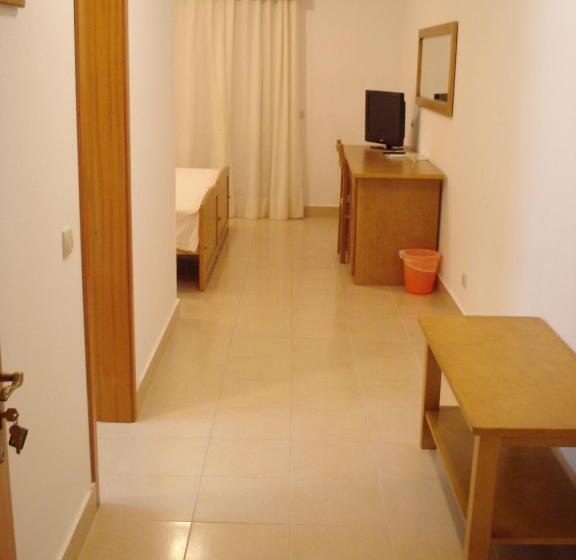 اتاق استاندارد با بالکن, Rialgarve