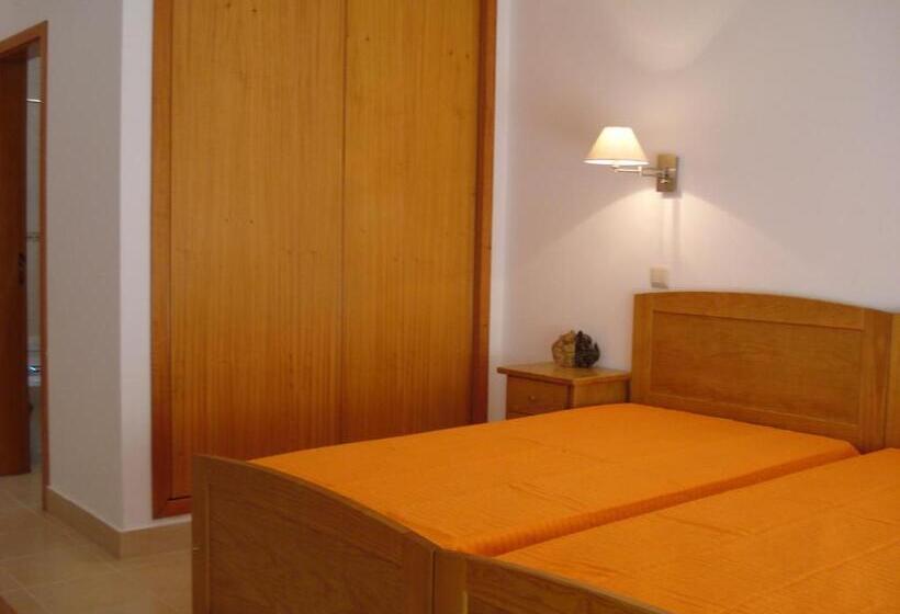 اتاق استاندارد با بالکن, Rialgarve
