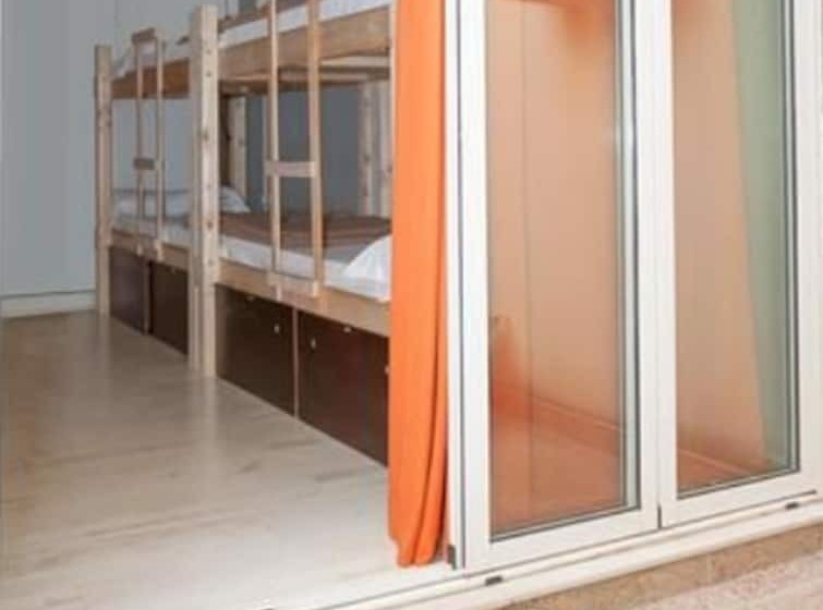 Cama en Habitación Superior Compartida, Feel Hostel Soho Malaga