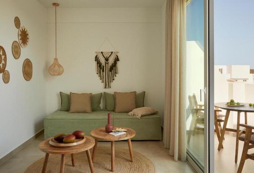استودیوی لوکس, Absolute Kiotari Resort