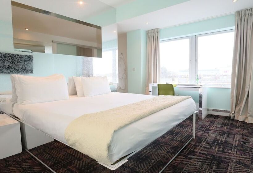 سوییت, Citrus Hotel Cheltenham By Compass Hospitality