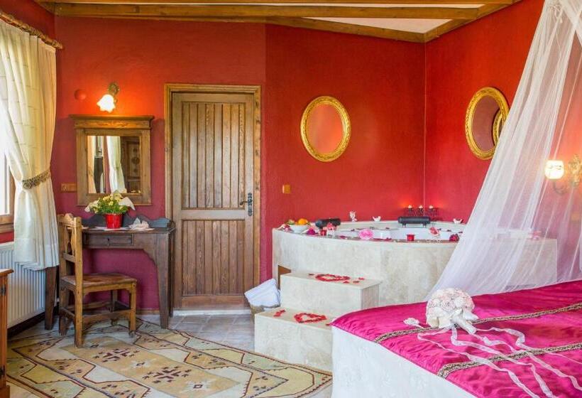 سوییت سوپریور, Ephesus Boutique