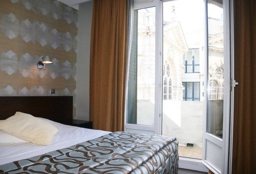 Номер Стандарт, Hôtel Astoria Nantes