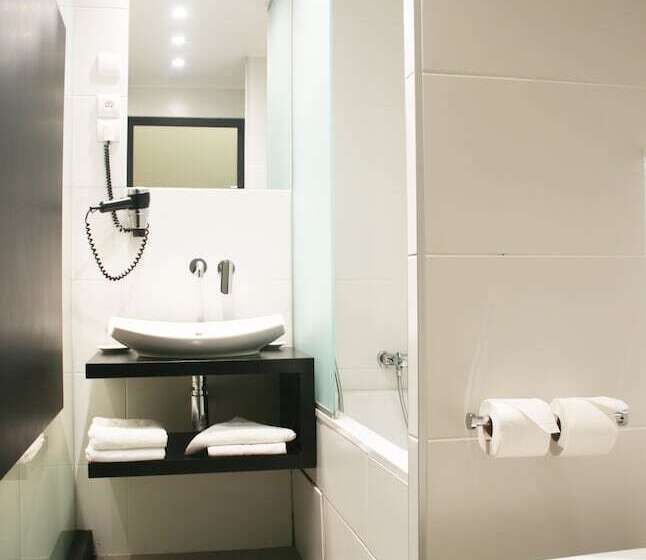 اتاق استاندارد, Hôtel Astoria