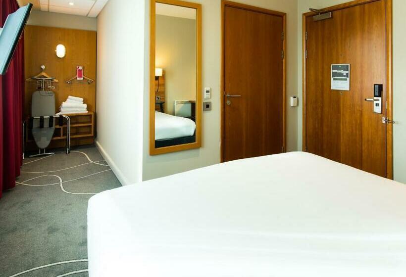 اتاق استاندارد, Ibis Styles Birmingham Nec & Airport