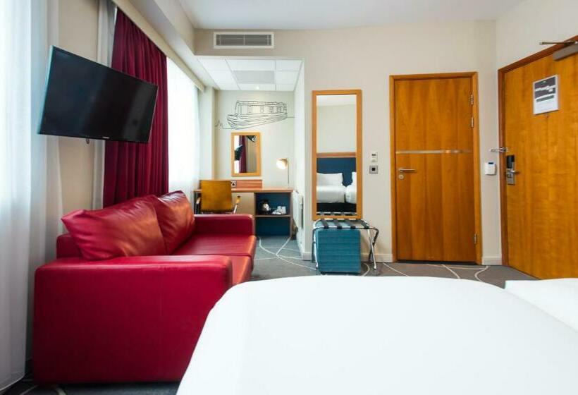 Standard Room, Ibis Styles Bhx Nec Airport