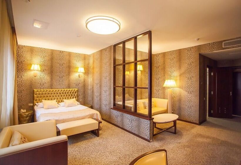 デラックスルーム, Marton Palace Kaliningrad