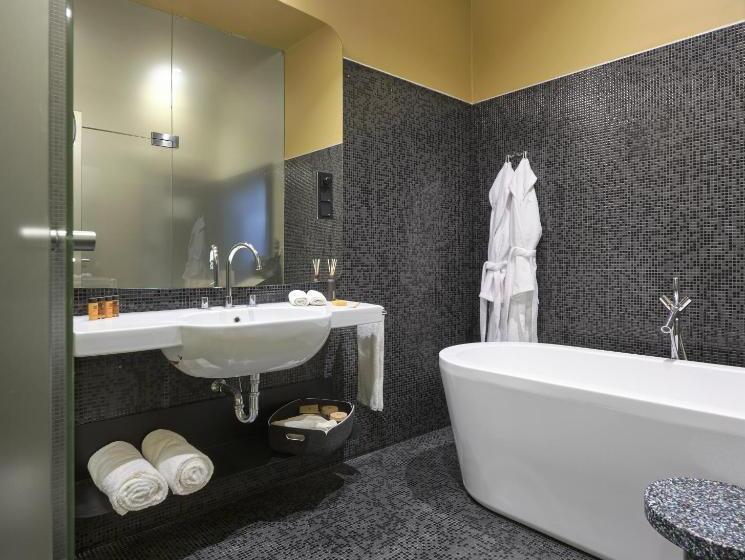 اتاق لوکس, Verno House Budapest, Vignette Collection, An Ihg
