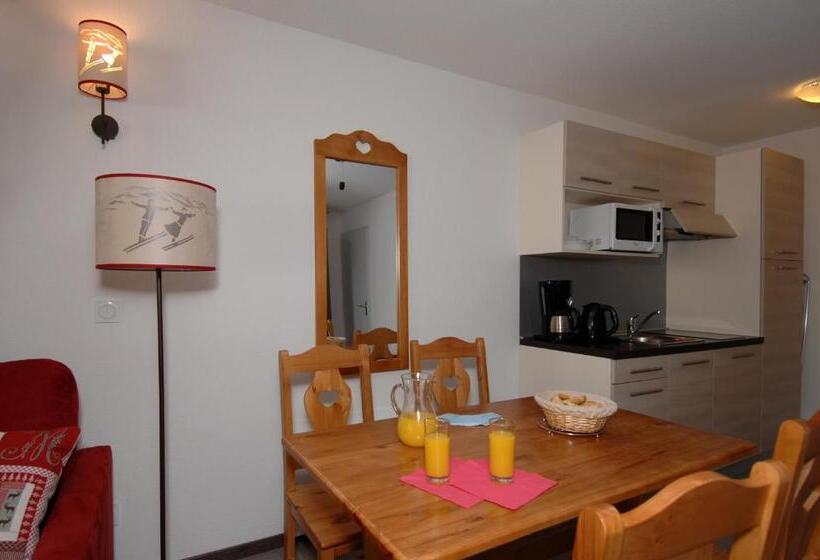 2 Bedroom Apartment, Résidence Odalys Pra Sainte Marie