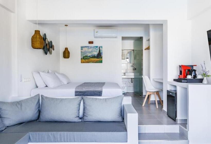 سوییت جونیور با چشم‌انداز استخر, Skopelos Holidays Hotel & Spa