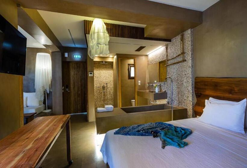 سوییت اجرایی, Skopelos Holidays Hotel & Spa