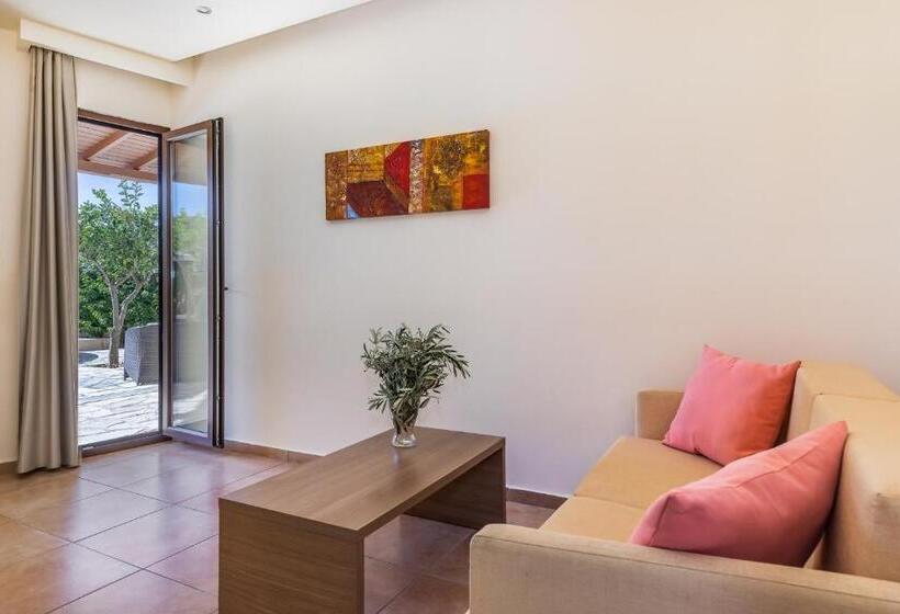 بانگلوی استاندارد, Skopelos Holidays Hotel & Spa