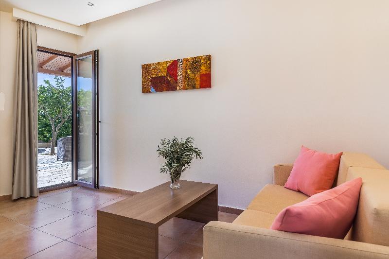 بانگلوی استاندارد, Skopelos Holidays Hotel & Spa