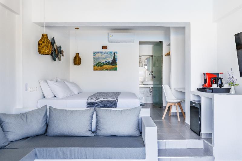 سوییت جونیور با چشم‌انداز استخر, Skopelos Holidays Hotel & Spa