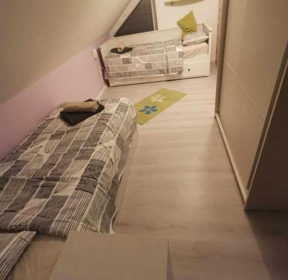 آپارتمان دلوکس 3 خوابه, Apartments Unite