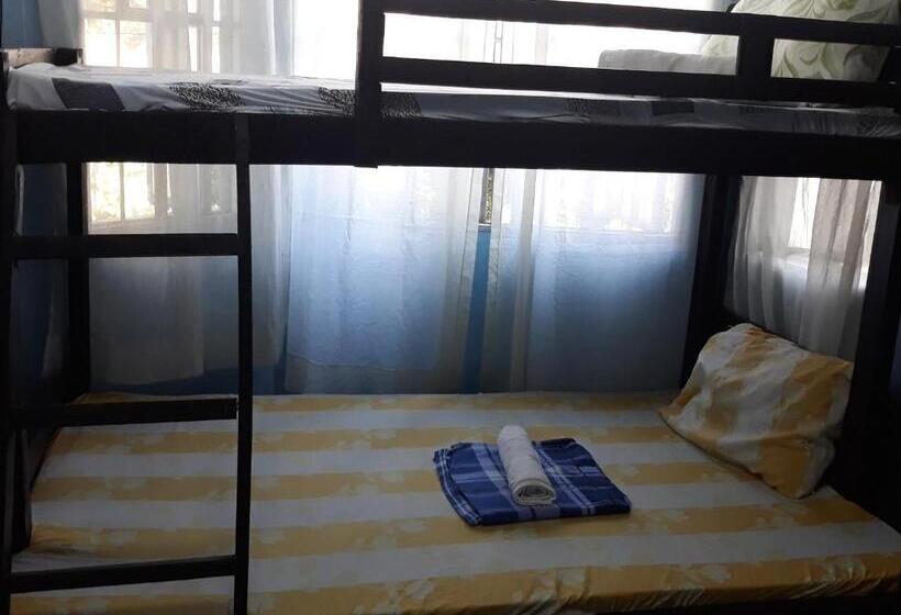 اتاق خانوادگی, Cvnb Guesthouse