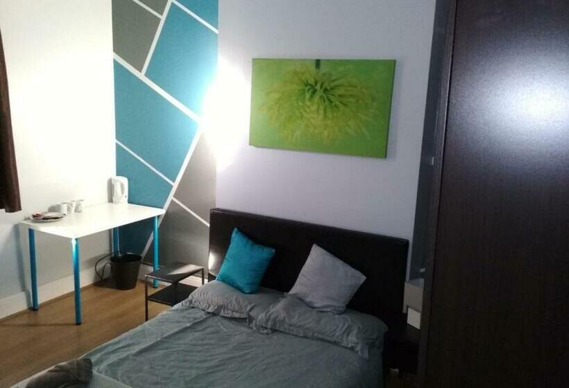 Economy Triple Room, Kensington Guest House Liverpool