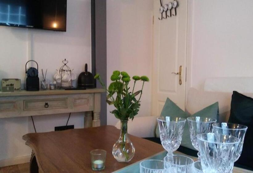 Chambre Standard, Hier & Jetzt In Monschau City