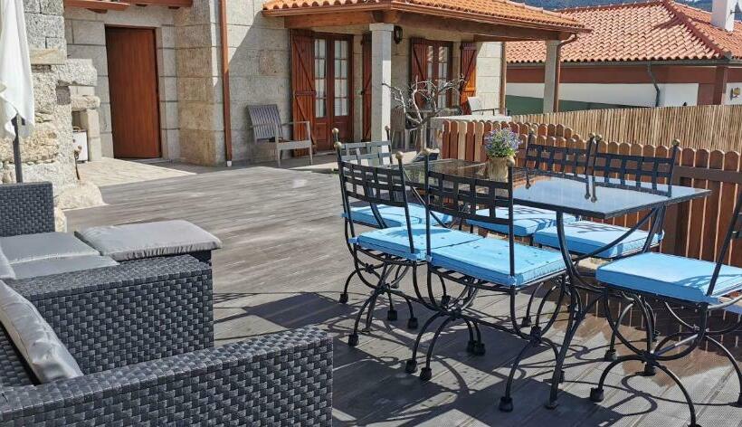 خانه 3 خوابه, Casa Da Touça