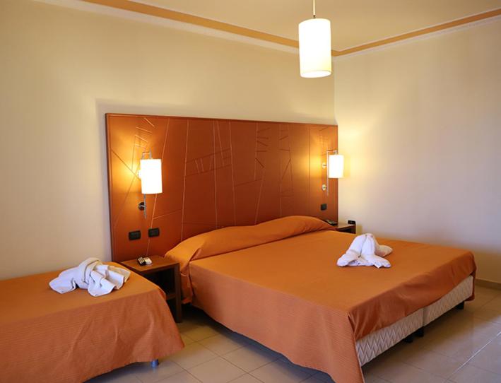 اتاق استاندارد سه نفره, Sibari Resort