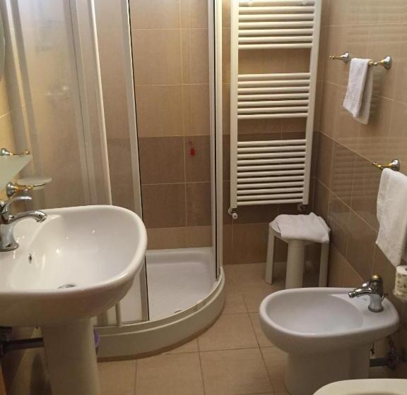 اتاق استاندارد چهار تخته, Sibari Resort