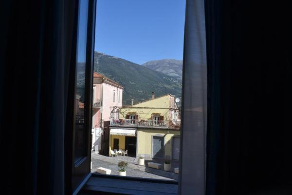 اتاق استاندارد, La Stanza Dell Angolo