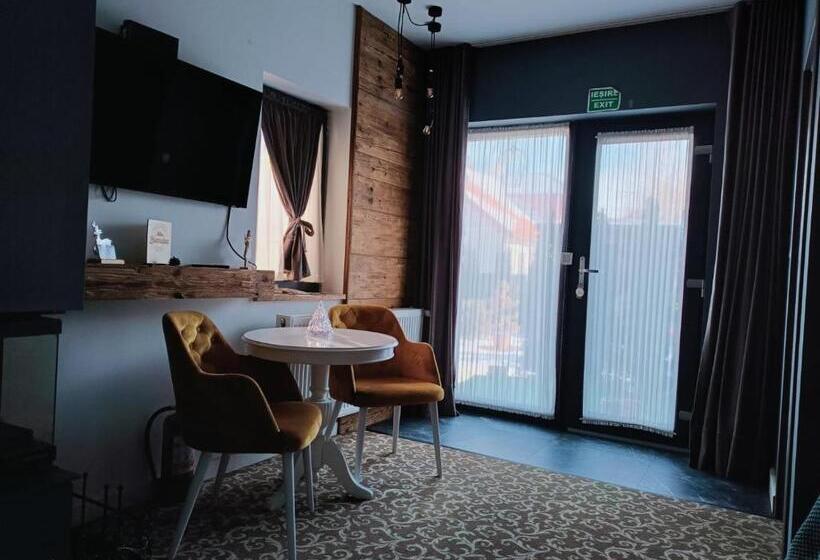 بانگلوی لوکس, Residence Rooms Bucovina
