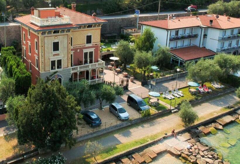 اتاق استاندارد با چشم‌انداز باغ, Villa Torre   Atmosfera Romantica
