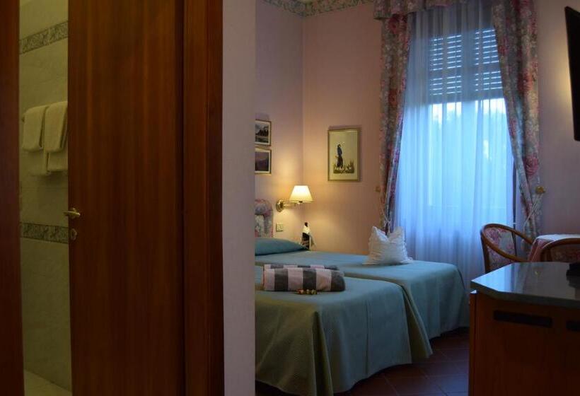 اتاق استاندارد با چشم‌انداز باغ, Villa Torre   Atmosfera Romantica