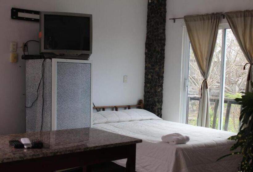 اتاق لوکس سه تخته, Villas Del Rey
