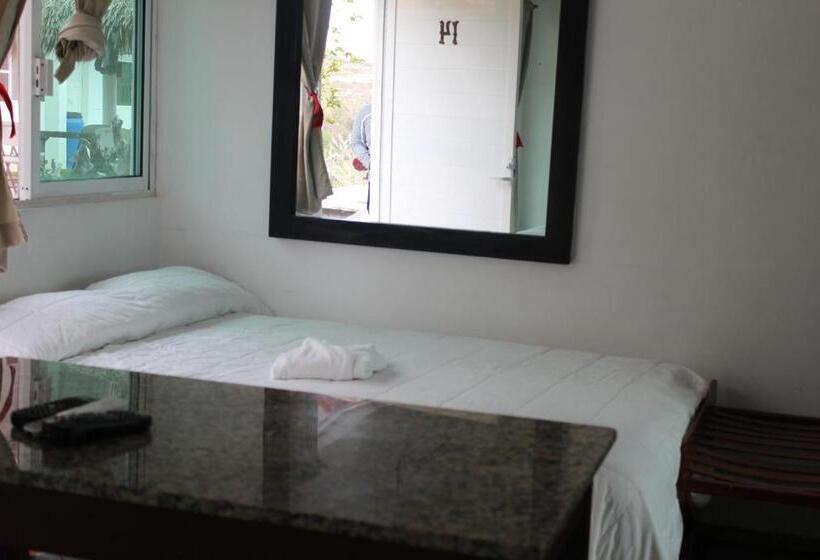 اتاق لوکس سه تخته, Villas Del Rey