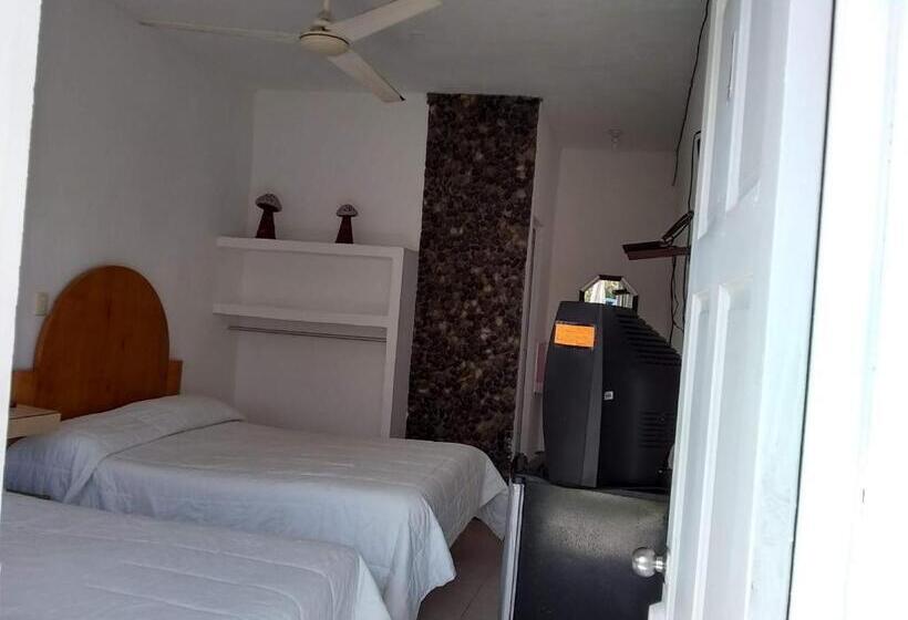 اتاق اکونومی, Villas Del Rey