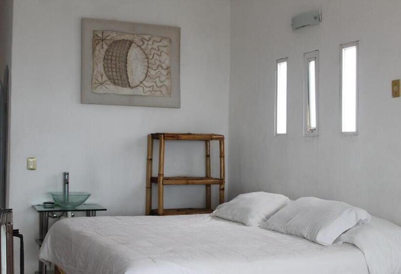 اتاق لوکس خانوادگی, Villas Del Rey