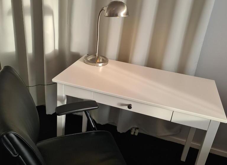 اتاق لوکس, B&b Landlust Guesthouse