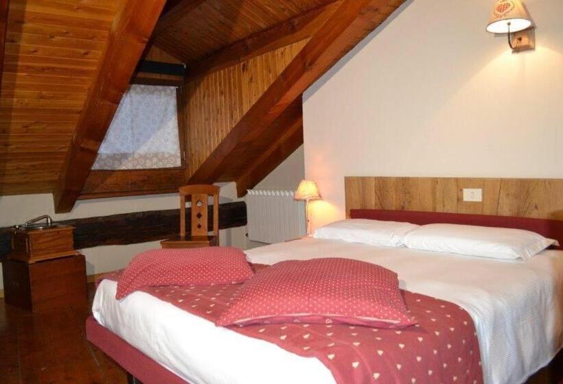 اتاق لوکس با بالکن, Maison Terme Relax