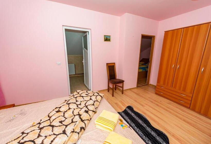 آپارتمان 2 خوابه, Pensiunea Tavisa